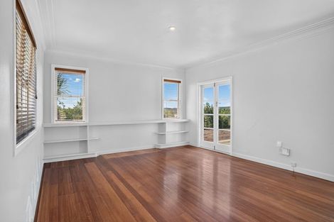 Photo of property in 960a Oneriri Road, Kaiwaka, 0573