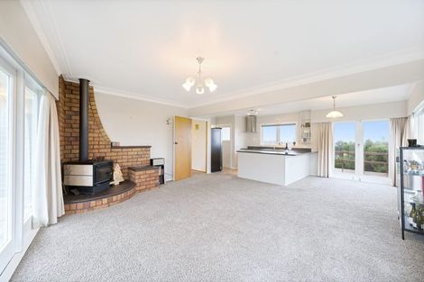 Photo of property in 175 Waimumu Road, Massey, Auckland, 0614