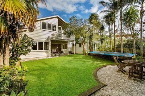 Photo of property in 73 Albert Road, Devonport, Auckland, 0624