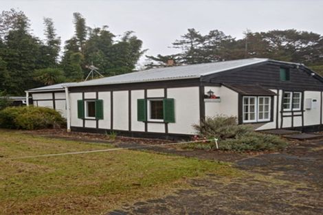 Photo of property in 47 Anzac Road, Waitakere, Auckland, 0816