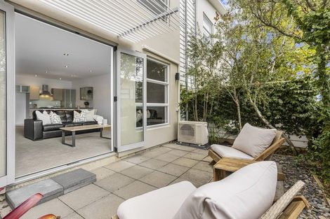 Photo of property in 20/40 Scarlet Oak Drive, Schnapper Rock, Auckland, 0632