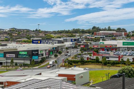 Photo of property in 50 Wainui Road, Silverdale, 0932