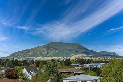 Photo of property in 87 Acacia Bay Road, Nukuhau, Taupo, 3330