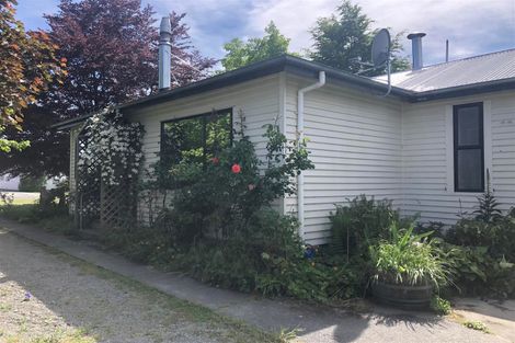 Photo of property in 6 Mckenzie Street, Fairlie, 7925