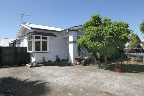 Photo of property in 619 Nelson Street North, Hastings, 4122