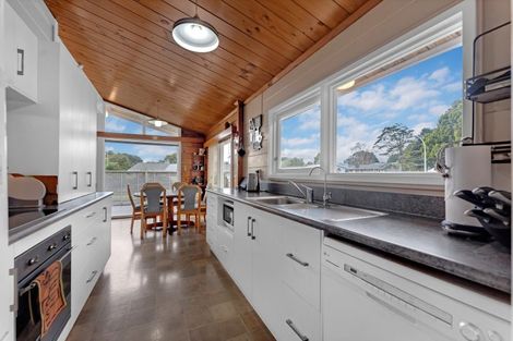 Photo of property in 14 Churchill Street, Pukekohe, 2120