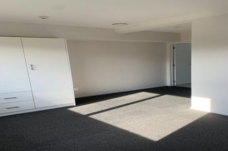 Photo of property in 60 Niu Lane, Te Atatu South, Auckland, 0610