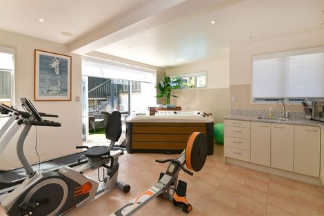 Photo of property in 44 Marellen Drive, Red Beach, 0932