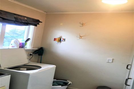 Photo of property in 77 Hoani Street, Northcote, Christchurch, 8052