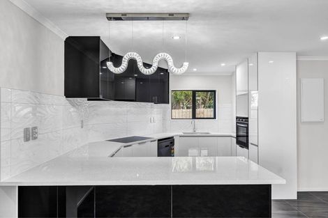 Photo of property in 15d Mckean Avenue, Manurewa, Auckland, 2102
