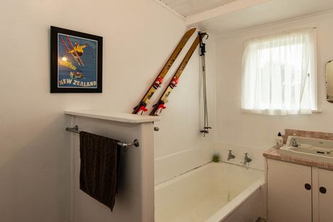 Photo of property in 69 Grey Street, Raetihi, 4632