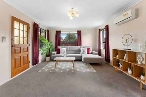 Photo of property in 1/8a Salford Avenue, Redwood, Christchurch, 8051