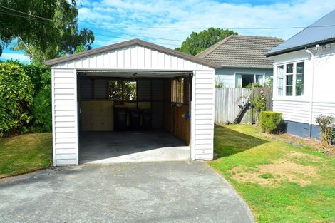 Photo of property in 175 Aorangi Road, Bryndwr, Christchurch, 8053