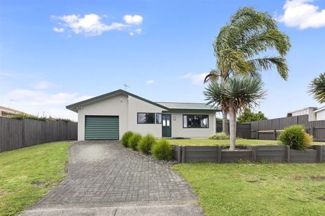 Photo of property in 56 Fairview Place, Te Puke, 3119