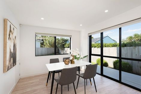 Photo of property in 29a Mackenzie Street, Te Atatu South, Auckland, 0610