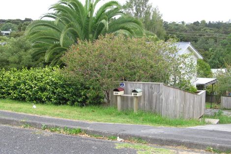 Photo of property in 2/32 Park Road, Glenfield, Auckland, 0629
