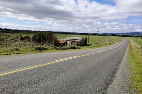 Photo of property in 112 Grove Burn Road, Tuatapere, 9691
