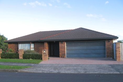 Photo of property in 5 Ferntree Terrace, West Harbour, Auckland, 0618