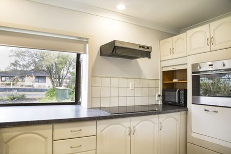 Photo of property in 1 Larkspur Court, The Gardens, Auckland, 2105