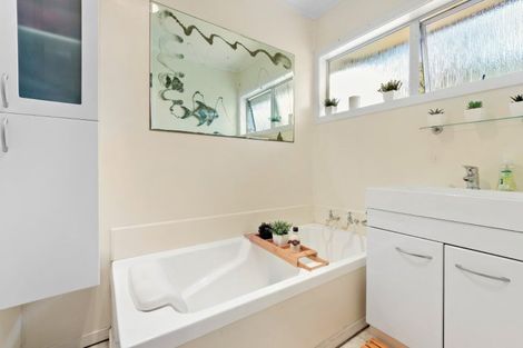 Photo of property in 303 Don Buck Road, Massey, Auckland, 0614