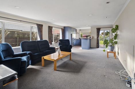 Photo of property in 43 Daniels Road, Redwood, Christchurch, 8051