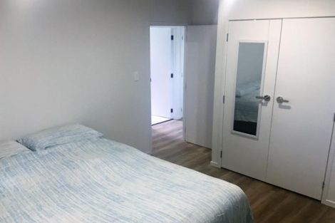 Photo of property in 34 Kelman Road, Kelston, Auckland, 0602