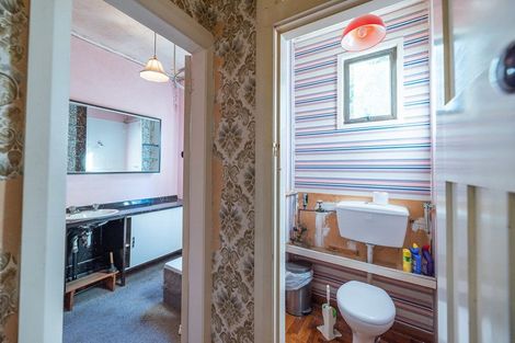 Photo of property in 45 Wellington Road, Paekakariki, 5034