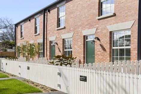 Photo of property in 32 Ensors Road, Opawa, Christchurch, 8023