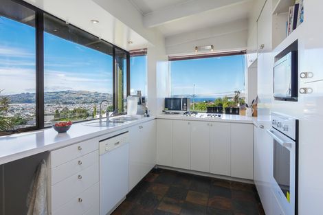 Photo of property in 16 Middleton Road, Kew, Dunedin, 9012