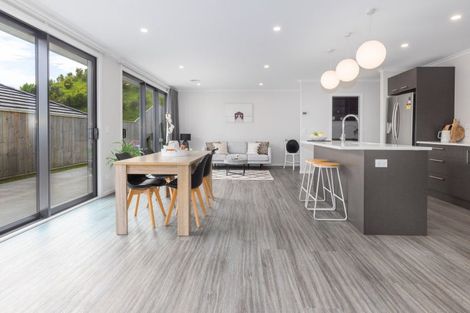 Photo of property in 22 Queen Charlotte Drive, Aotea, Porirua, 5024