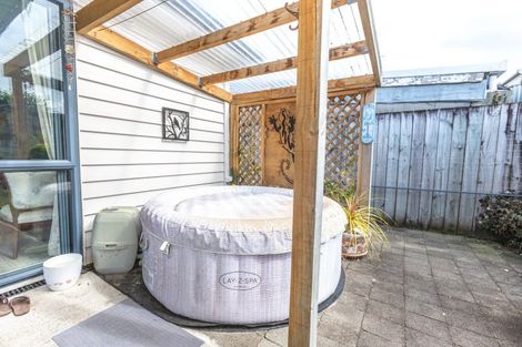 Photo of property in 12 Flora Street, Paeroa, 3600