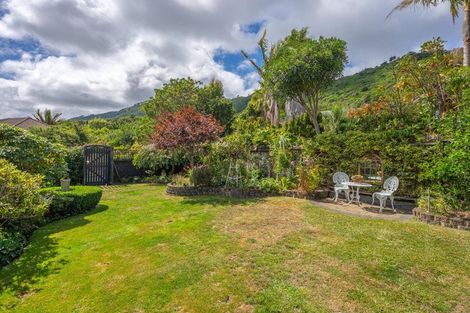 Photo of property in 2 Amokura Street, Waikanae, 5036
