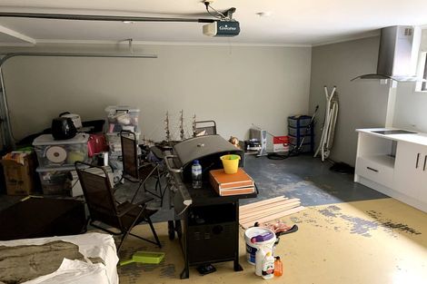 Photo of property in 2/17 Kennedy Avenue, Forrest Hill, Auckland, 0620