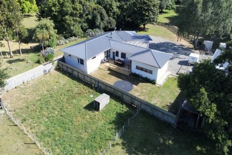 Photo of property in 94 Pa Valley Road, Alfredton, Eketahuna, 4996