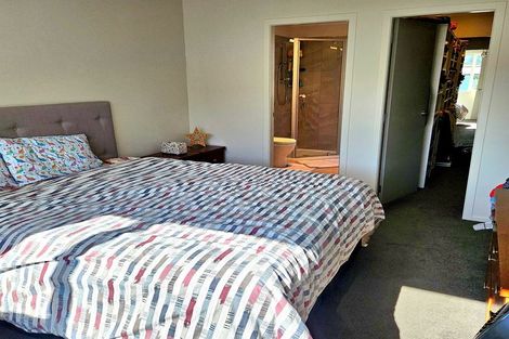 Photo of property in 3 Kamana Way, Kenepuru, Porirua, 5022