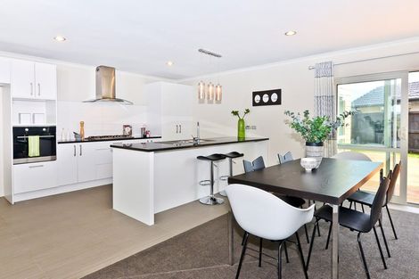 Photo of property in 19 Trauzer Place, Flagstaff, Hamilton, 3210