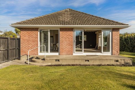 Photo of property in 27 Bourne Crescent, Papanui, Christchurch, 8053