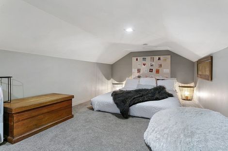 Photo of property in 3 Cooper Crescent, Cambridge, 3434