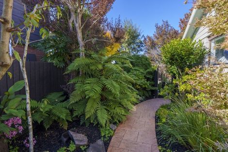 Photo of property in 5 Lodge Place, Ilam, Christchurch, 8041