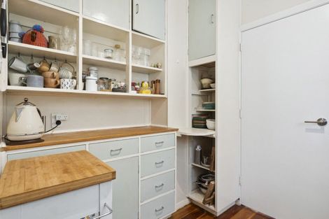 Photo of property in 47 Worcester Street, Wilton, Wellington, 6012