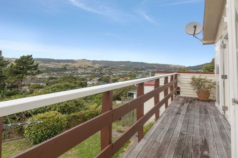 Photo of property in 25 Chester Road, Tawa, Wellington, 5028