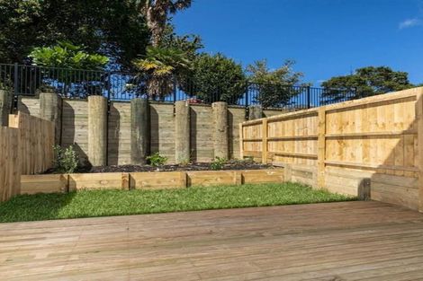 Photo of property in 21 Korokio Lane, Henderson, Auckland, 0612