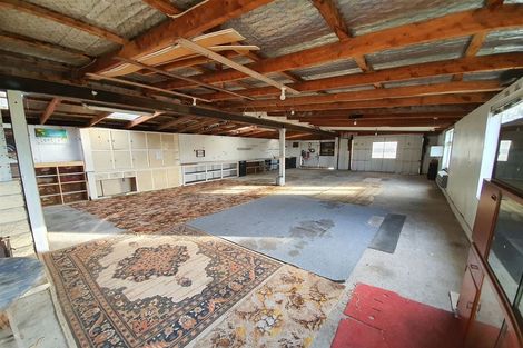 Photo of property in 60 Timaru Road, Waimate, 7924