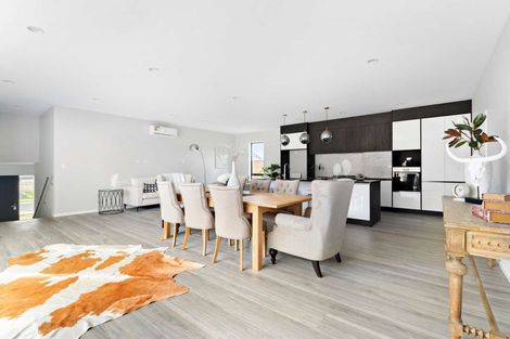 Photo of property in 27 Surf View Crescent, Red Beach, 0932