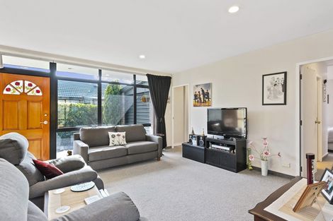 Photo of property in 3b Heihei Place, Paraparaumu, 5032