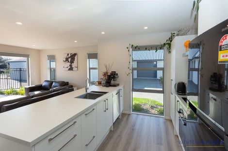 Photo of property in 8/3 Nyoli Street, Northcote, Christchurch, 8052