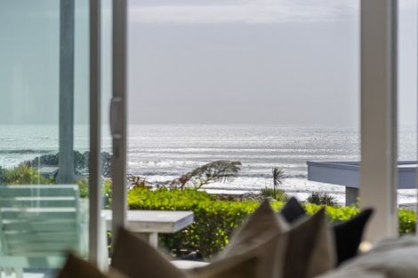 Photo of property in 13 Shearer Drive, Oakura, 4314