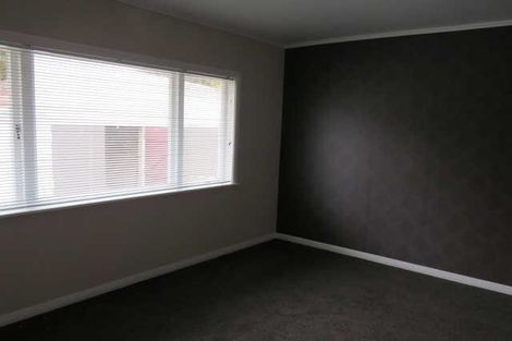 Photo of property in 27 Strowan Avenue, Fairfield, Hamilton, 3214