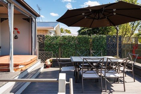 Photo of property in 287 College Street, West End, Palmerston North, 4410