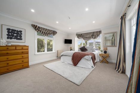 Photo of property in 29 Seaview Road, Paremata, Porirua, 5024